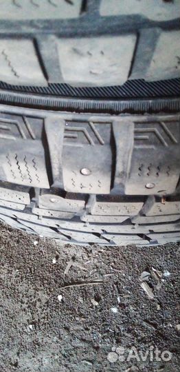 Dunlop SP Winter Ice 01 215/50 R17