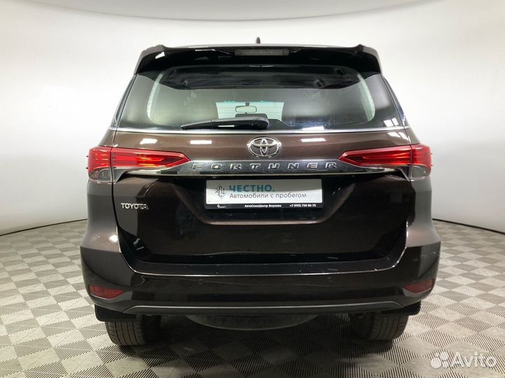 Toyota Fortuner 2.8 AT, 2017, 172 152 км