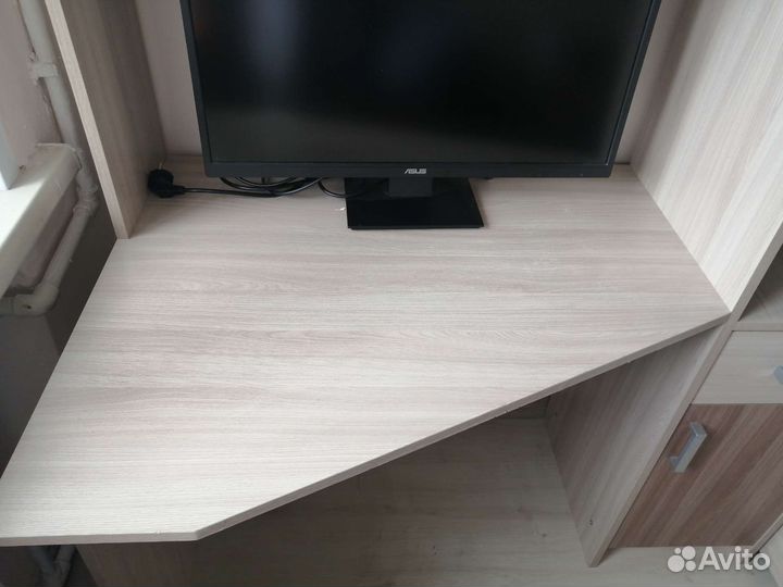 Угловой письменный стол бу