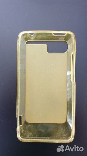 Чехлы на смартфон