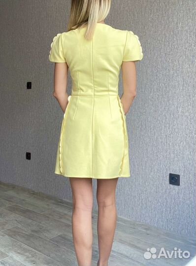 Elisabetta Franchi платье оригинал. С аппликациями