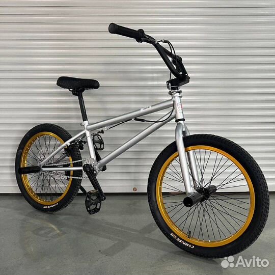 Велосипед BMX