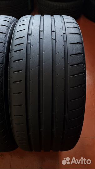 Bridgestone Potenza S007A 245/35 R20