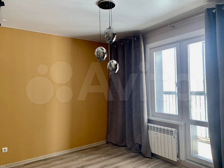 2-к. квартира, 40 м², 1/9 эт.