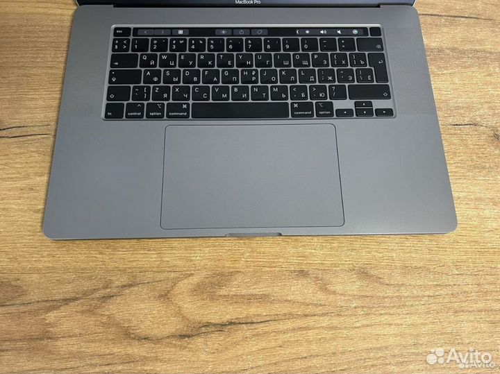 MacBook Pro 16 2019