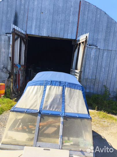 Моторная лодка Windboat-46 с мотором Mercury 40EPT