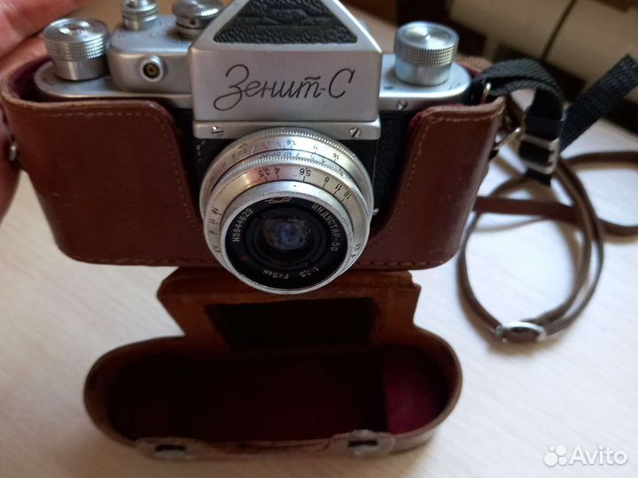 Пленочный фотоаппарат зенит С