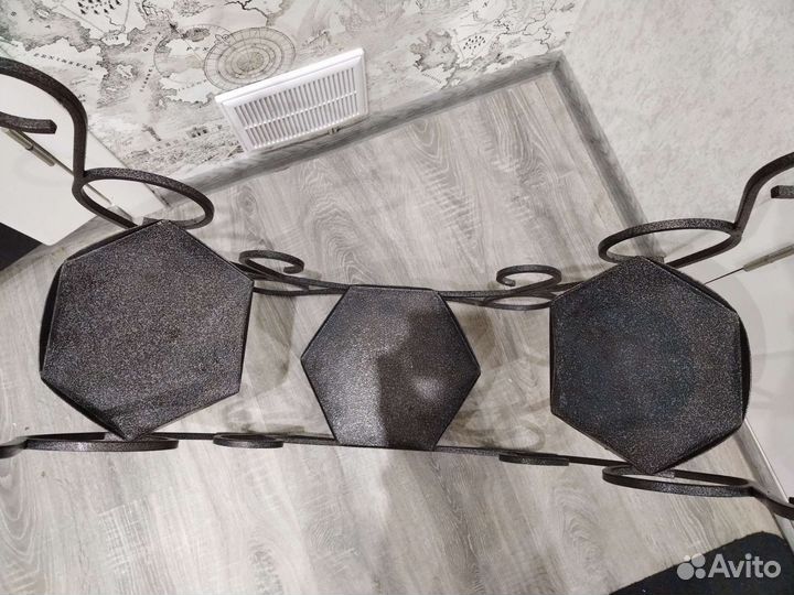 Подставка для цветов напольная металлическая