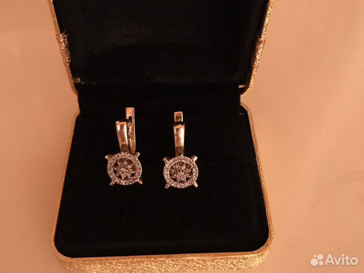 Золотые серьги