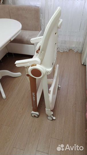 Стульчик для кормления happy baby