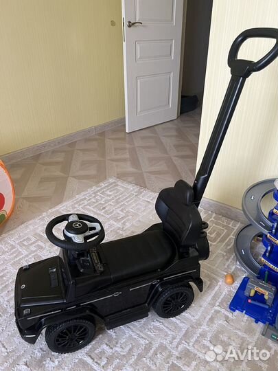 Машина толокар мерседес