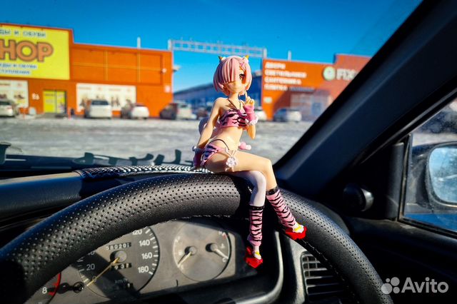 Фигурка на панель, аниме тян, тигровый розовый куп