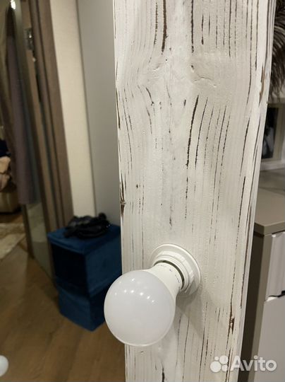 Зеркало гримерное с лампочками