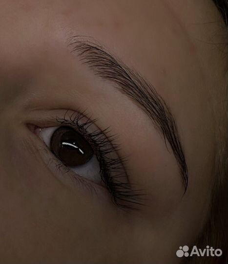 Наращивание ресниц, оформление бровей