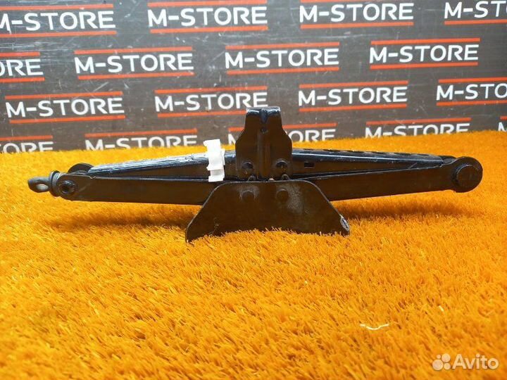 Домкрат Bmw X3 E83 N52B25A 2010