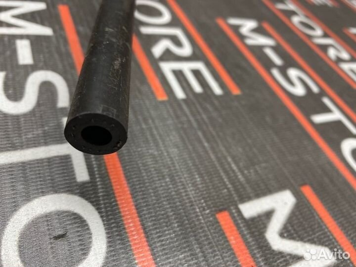 Патрубок расширительного бачка Mercedes-Benz