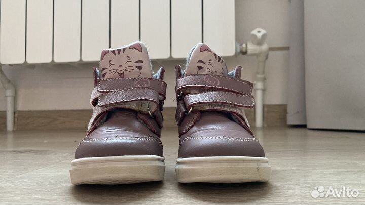 Ботинки демисезонные для девочки 22 размер Котофей