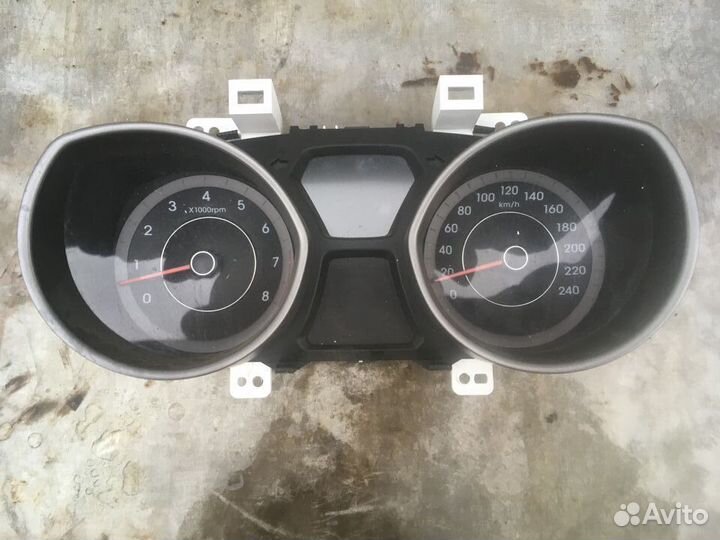 Щиток приборов в км/ч Хендай Элантра 5 MD, Авант