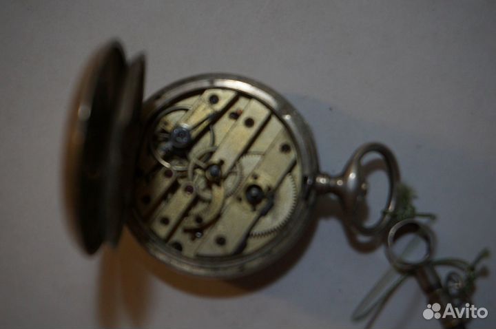 Часы карманные