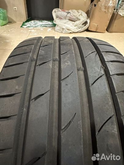 Marshal MU12 245/35 R20