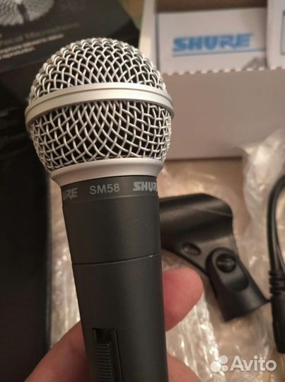 Микрофон Shure sm58