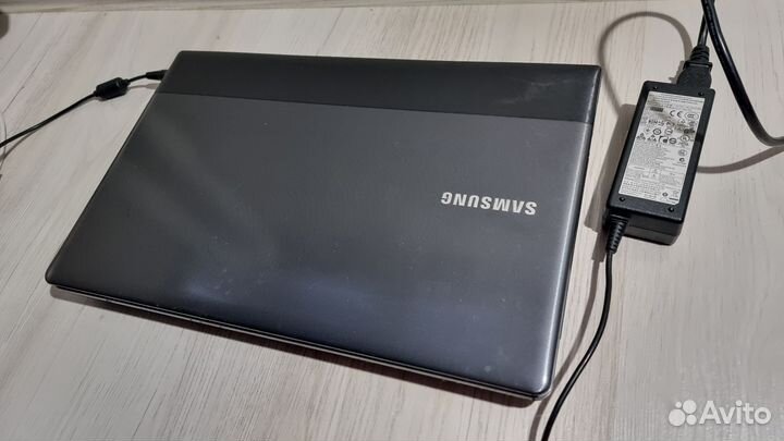 Мощный Samsung np300e5z