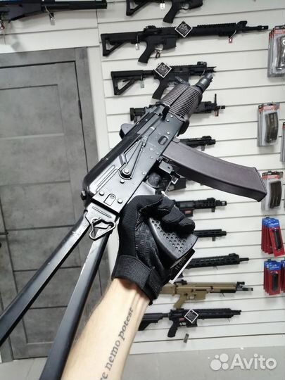 Автомат Cyma акс-74У, с пластиковым цевьём (CM045)