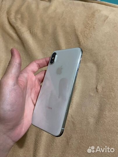 iPhone Xs, 64 ГБ