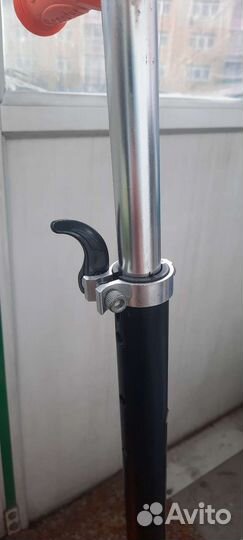 Самокат со светящимися колесами