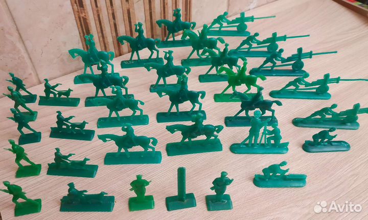 Солдатики пластмассовые СССР