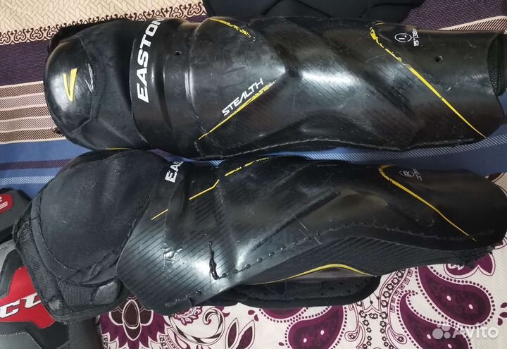 Щитки хоккейные