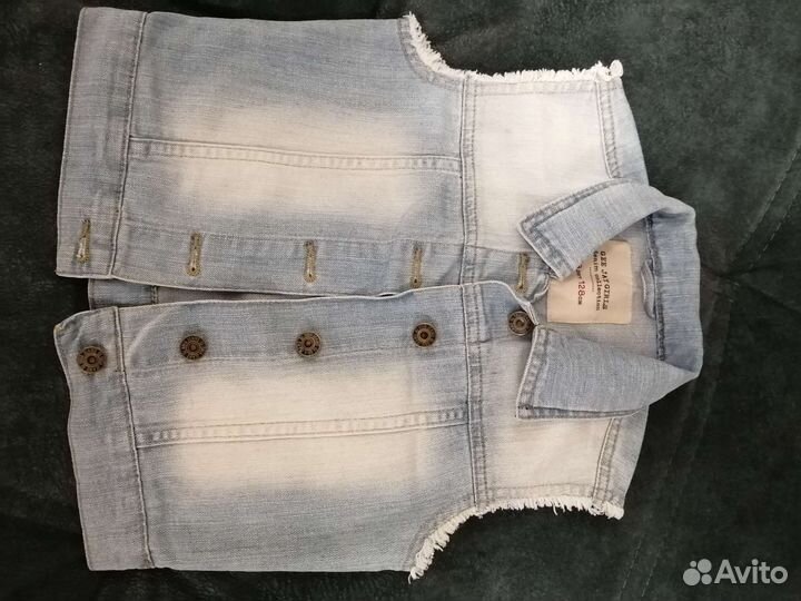 Джинсовая жилетка для девочки 128