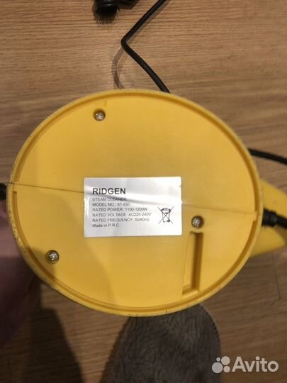 Пароочиститель ridgen ST-890, белый, 9 насадок