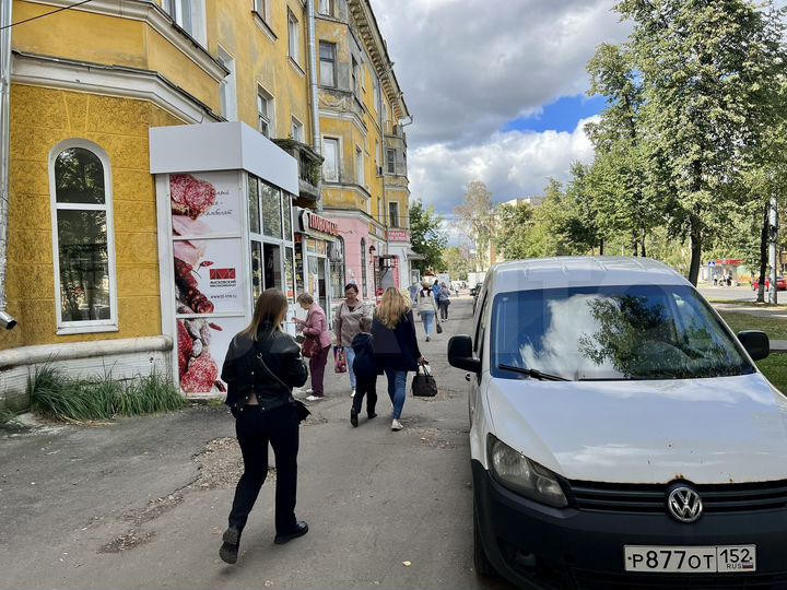 Торговая площадь, 64 м²