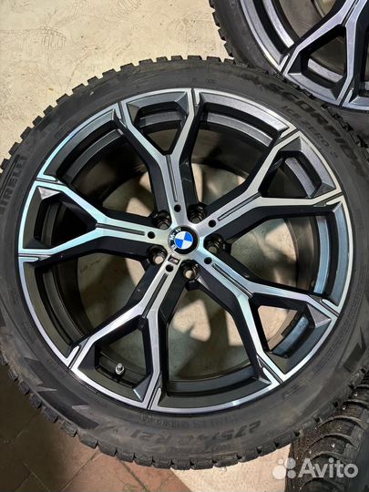 Оригинал BMW X5 G05 X6 G06 Pirelli 275/40R21 разно