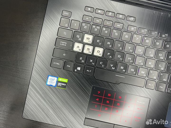 Игровой asus ROG Strix GTX 1660Ti/I7-9750H/16/512