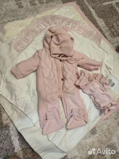 Комплект на выписку для девочки осень