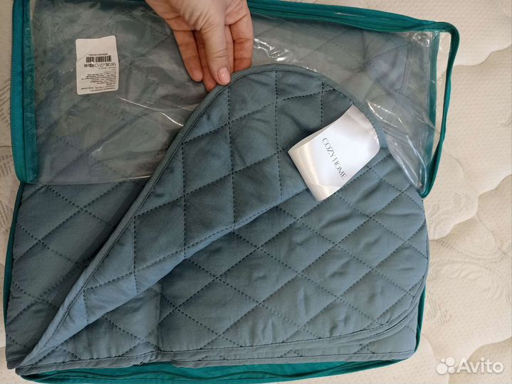 Пледы и покрывало новое 210*240