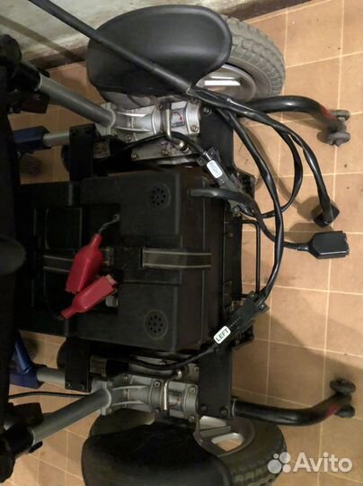 Коляска инвалидная с электроприводом