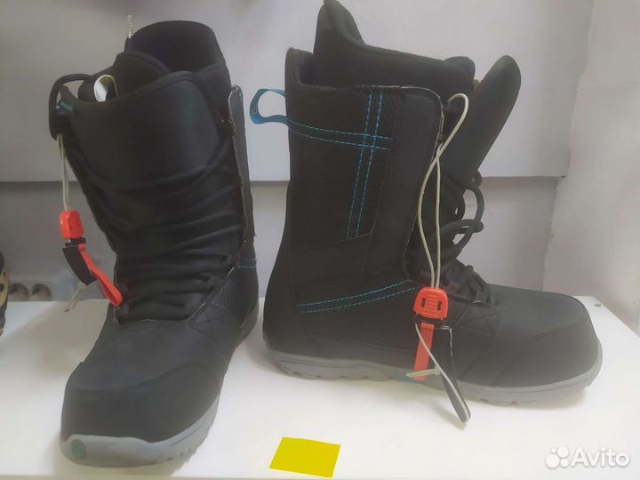 Сноубордические ботинки burton