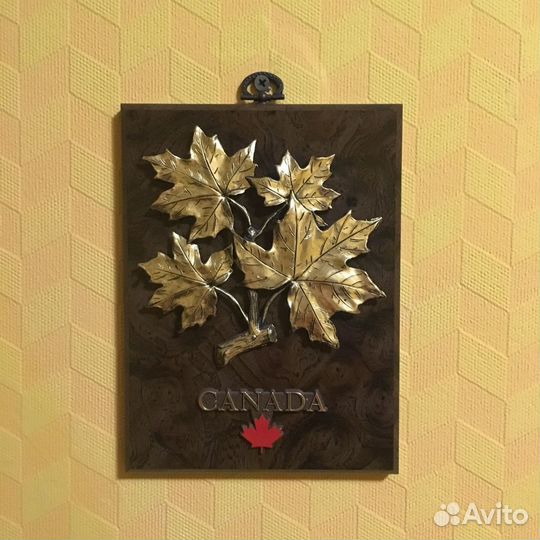 Сувенир на стену из Канады