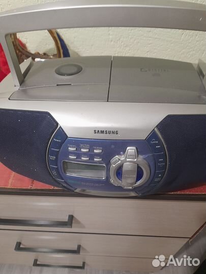 Магнитофон