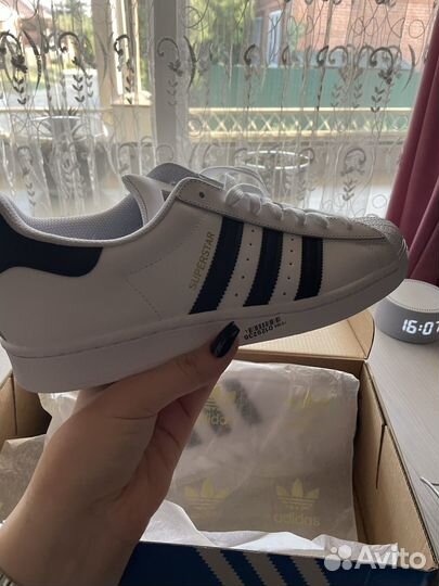 Adidas superstar