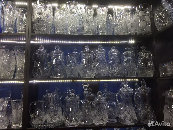 Фужеры и бокалы хрустальные, кружки чайные кофейны