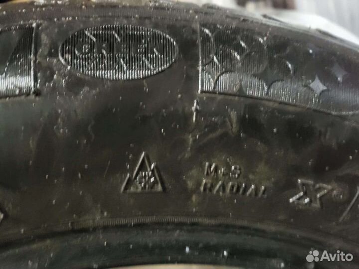 Michelin X-Ice 225/60 R17 99H