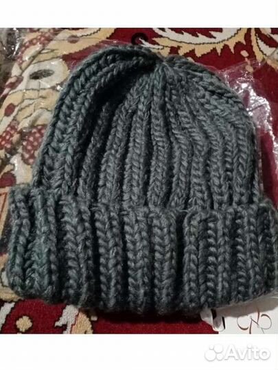 Шапка демисезонная женская