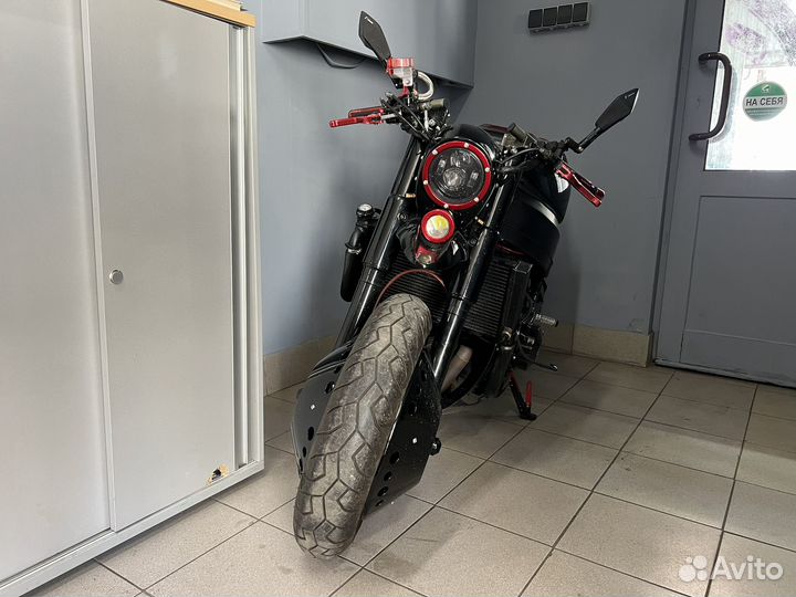 Honda CBR 900RR custom