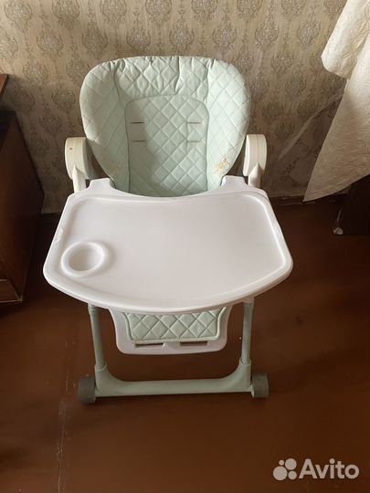 Детский стульчик для кормления