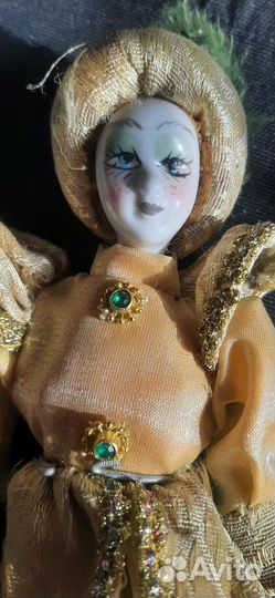 Антикварная кукла