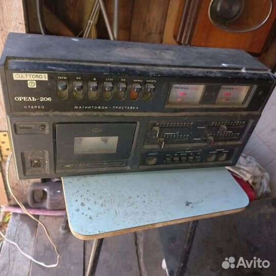 Кассетная магнитола СССР